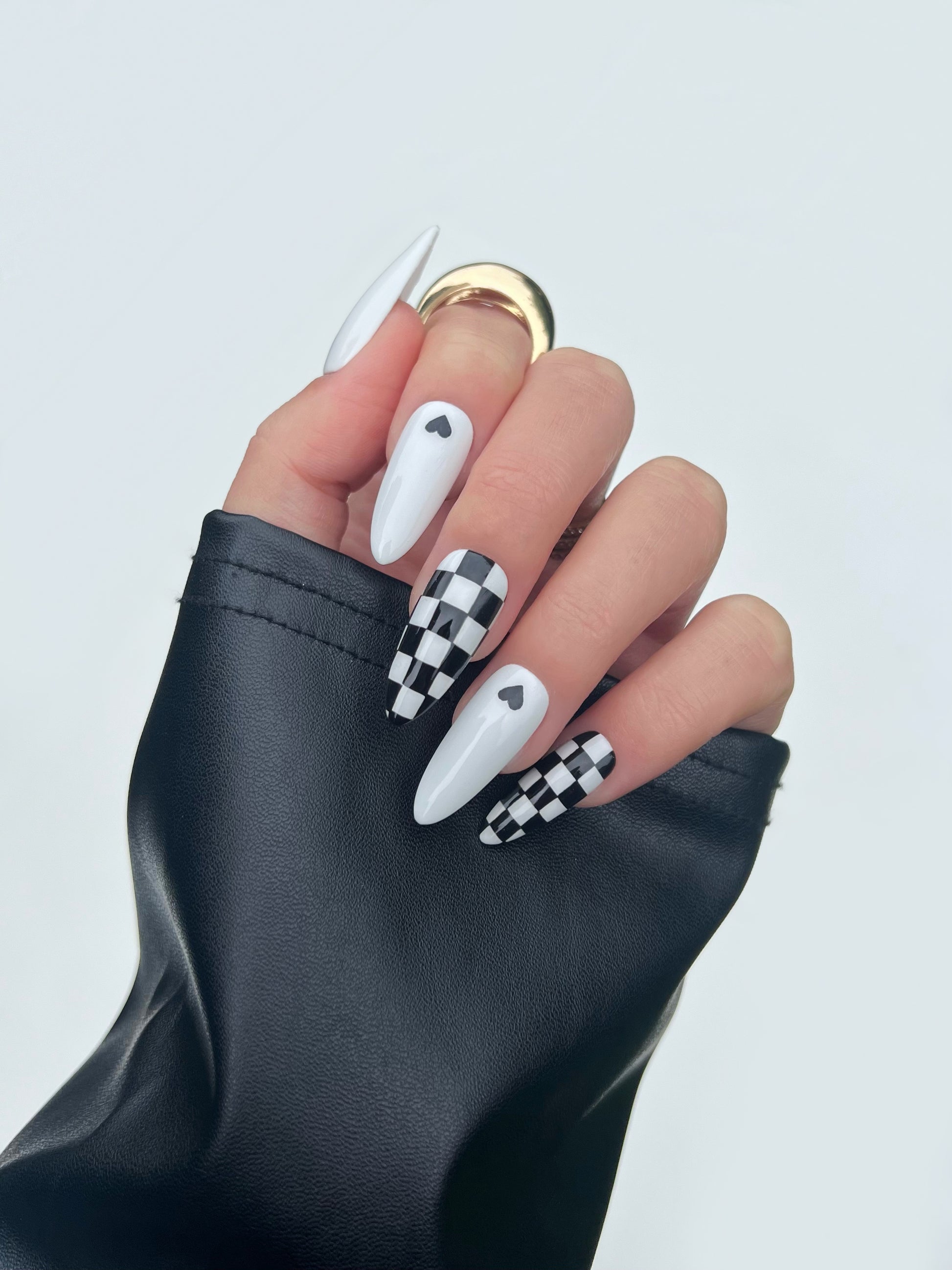 heart nails with checkers