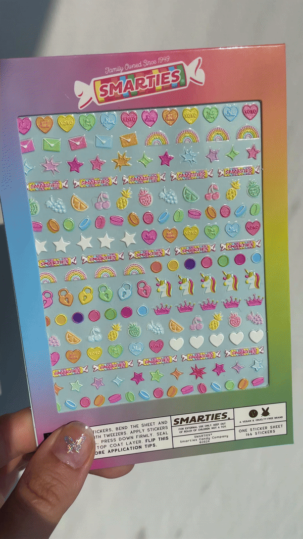 Smarties video GIF showing the sheet closeup